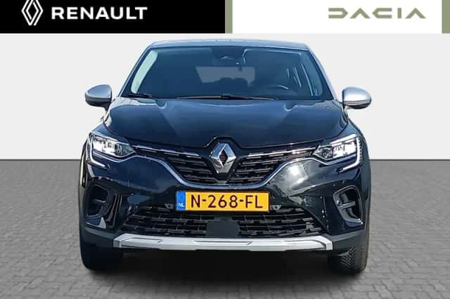 Renault Captur (2021) thumbnail 2