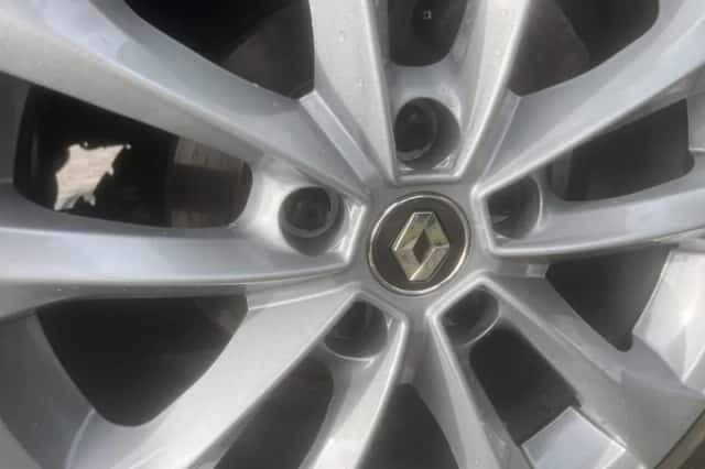 Renault Mégane (2019) thumbnail 4