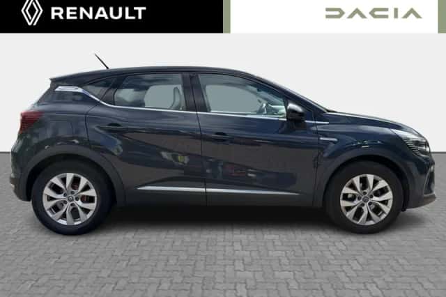 Renault Captur (2021) thumbnail 4
