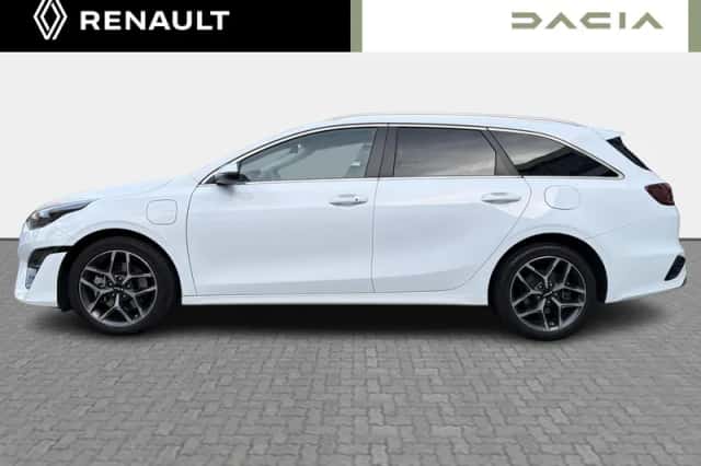 Kia Ceed (2022) thumbnail 6