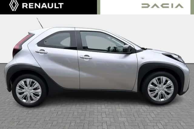Toyota Aygo X (2022) thumbnail 4