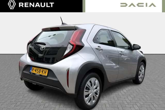 Toyota Aygo X (2022) thumbnail 5