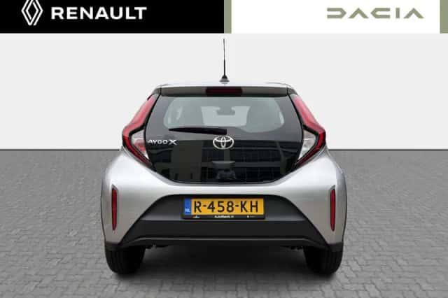 Toyota Aygo X (2022) thumbnail 6