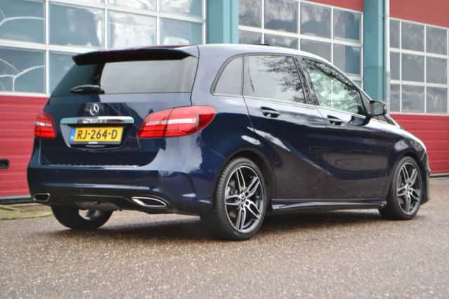 Mercedes-Benz B-Klasse (2017) thumbnail 2