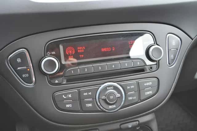 Opel Corsa (2015) thumbnail 6