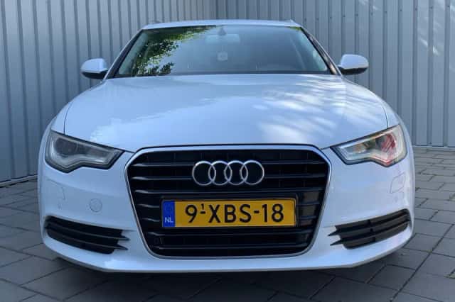 Audi A6 (2014) thumbnail 3