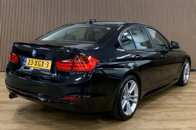 BMW 3-Serie (2012) thumbnail 6