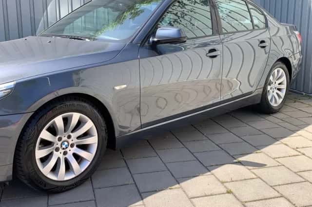 BMW 5-Serie (2009) thumbnail 4