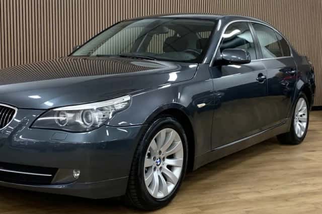 BMW 5-Serie (2007) thumbnail 2