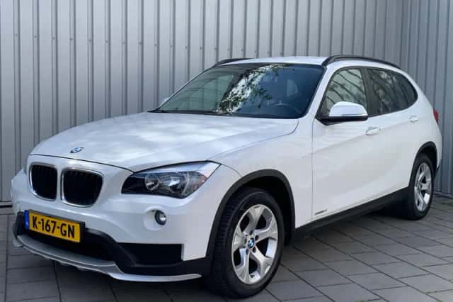 BMW X1 (2014) thumbnail 1