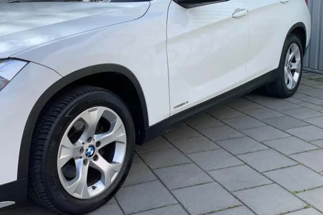 BMW X1 (2014) thumbnail 4