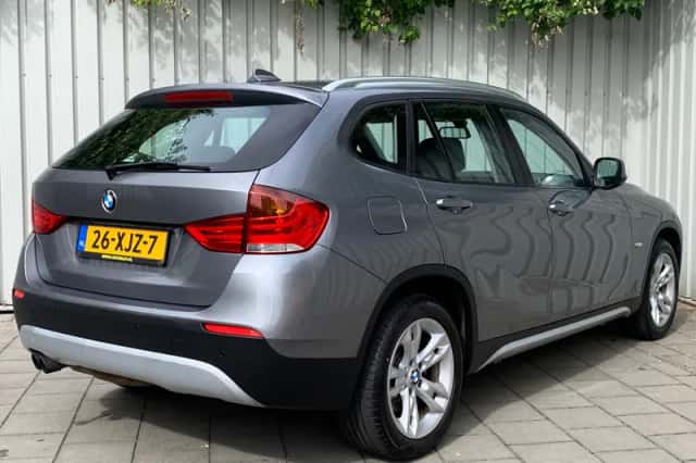 BMW X1 (2012) thumbnail 5