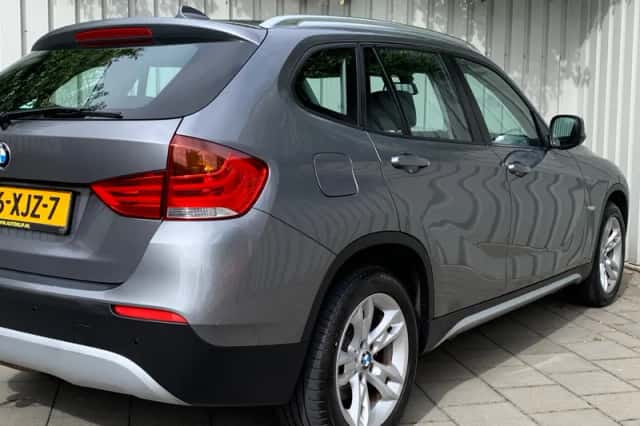 BMW X1 (2012) thumbnail 6