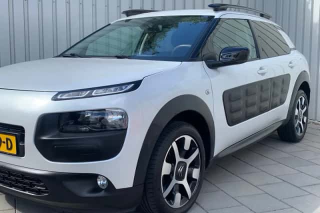 Citroën C4 Cactus (2016) thumbnail 2