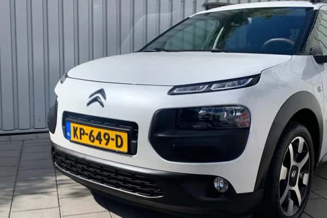 Citroën C4 Cactus (2016) thumbnail 3