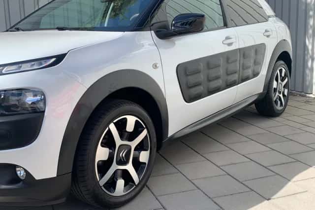 Citroën C4 Cactus (2016) thumbnail 4