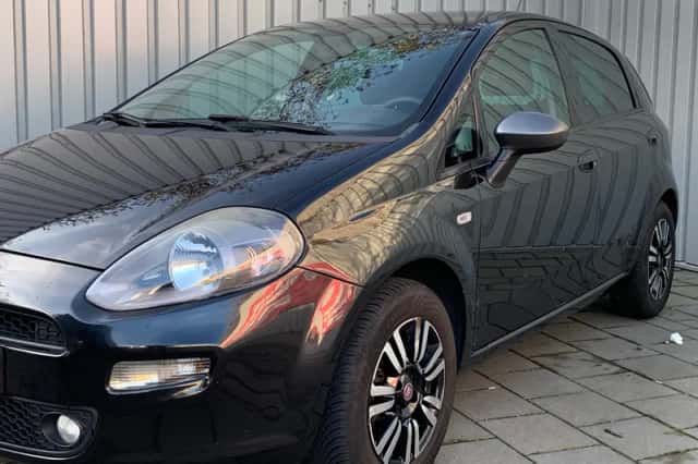 Fiat Punto (2015) thumbnail 2