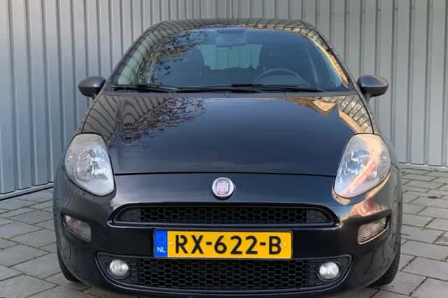 Fiat Punto (2015) thumbnail 3