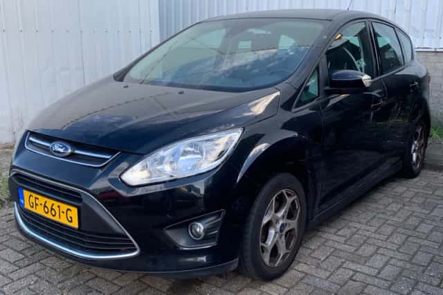 Ford C-Max (2015) thumbnail 1