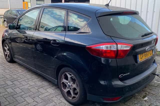 Ford C-Max (2015) thumbnail 4