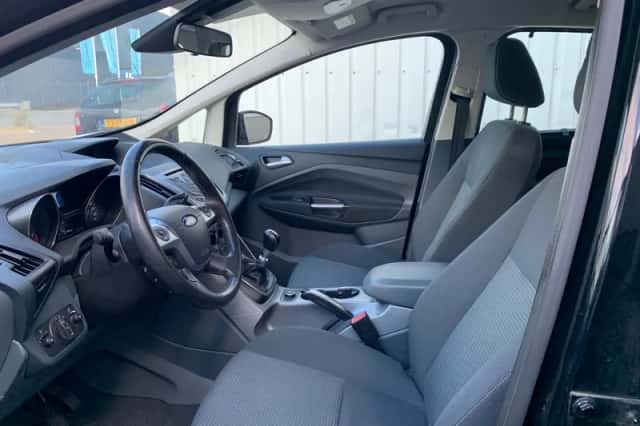 Ford C-Max (2015) thumbnail 5