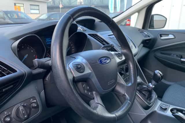 Ford C-Max (2015) thumbnail 6