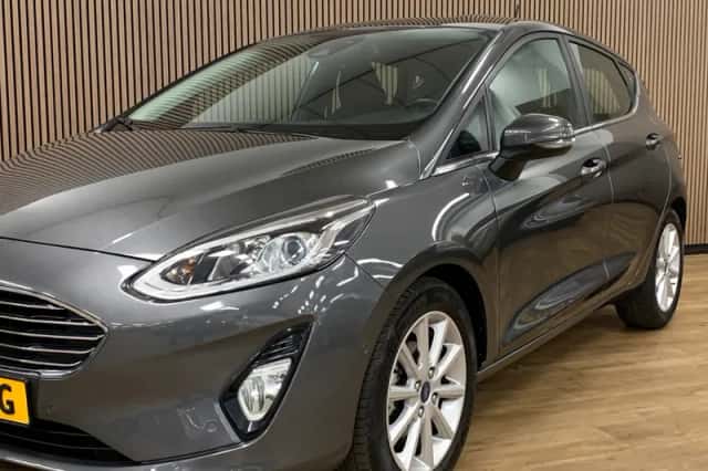 Ford Fiesta (2018) thumbnail 2