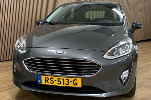 Ford Fiesta (2018) thumbnail 3