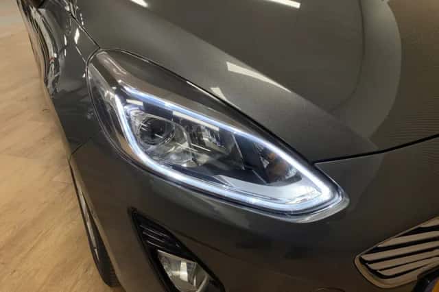 Ford Fiesta (2018) thumbnail 5