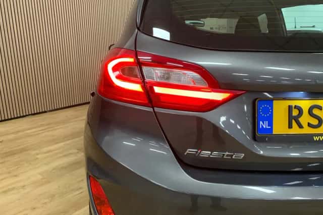 Ford Fiesta (2018) thumbnail 6