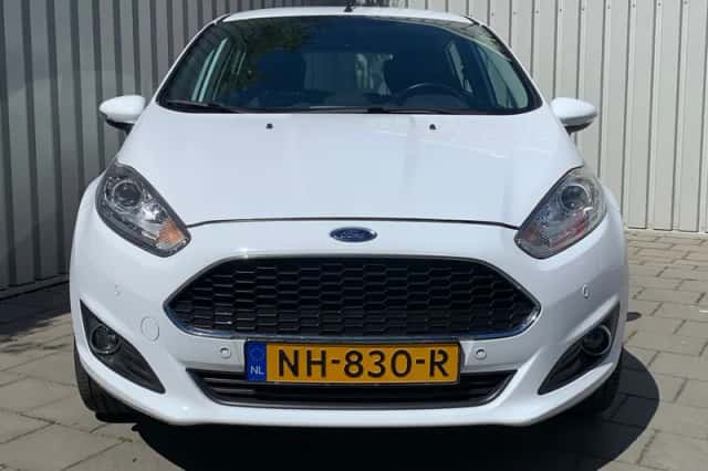 Ford Fiesta (2017) thumbnail 3