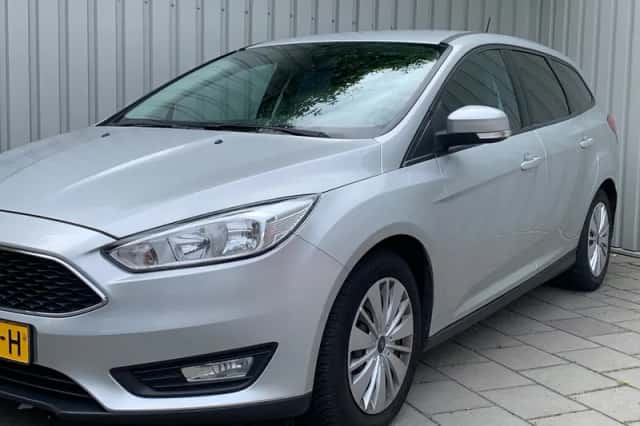 Ford Focus (2018) thumbnail 2