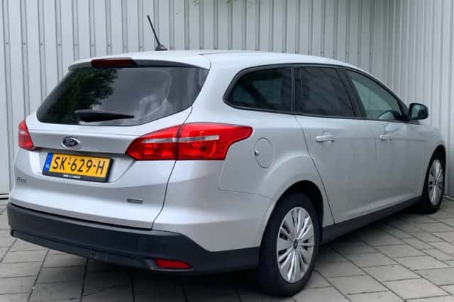 Ford Focus (2018) thumbnail 5
