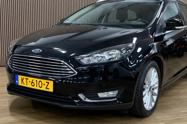 Ford Focus (2016) thumbnail 3