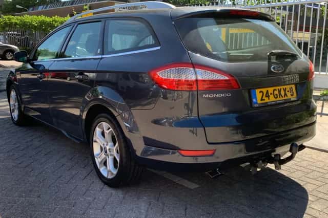 Ford Mondeo (2008) thumbnail 2