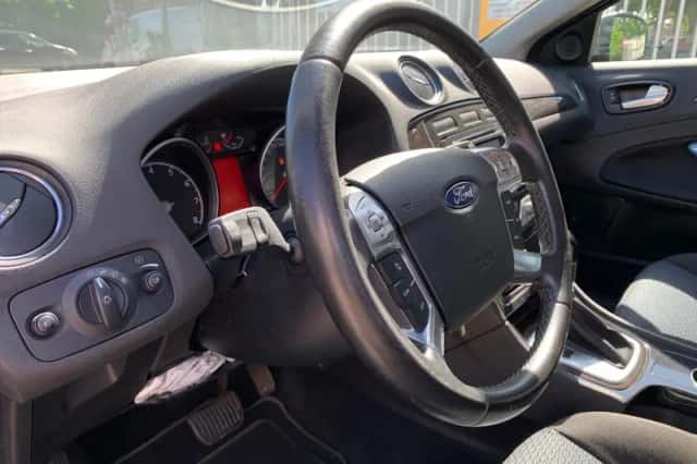 Ford Mondeo (2008) thumbnail 6