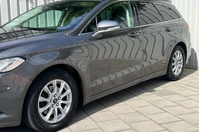 Ford Mondeo (2015) thumbnail 4