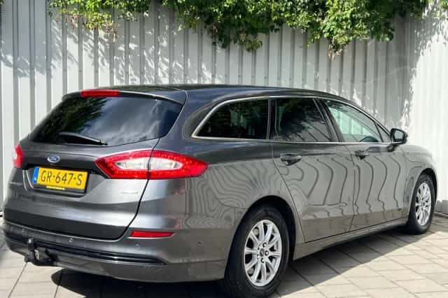 Ford Mondeo (2015) thumbnail 5