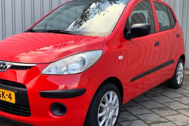 Hyundai i10 (2010) thumbnail 2