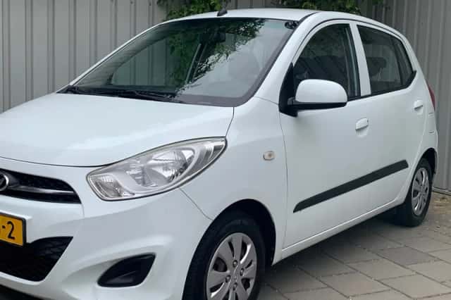 Hyundai i10 (2012) thumbnail 2