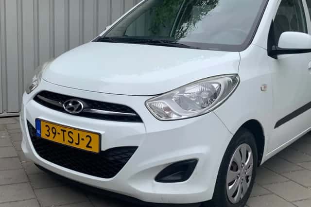 Hyundai i10 (2012) thumbnail 3