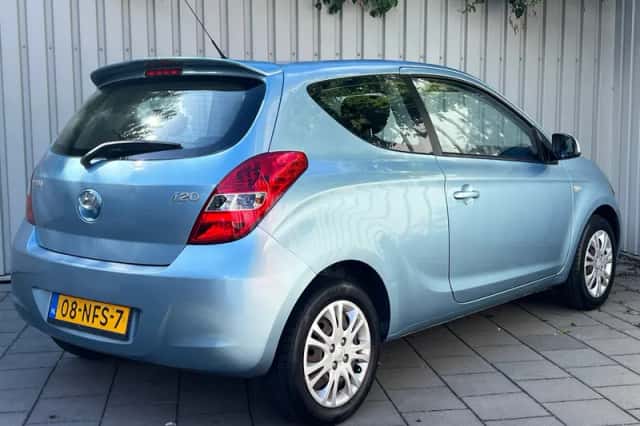 Hyundai i20 (2010) thumbnail 4