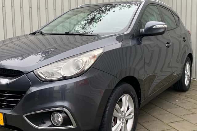 Hyundai ix35 (2010) thumbnail 2