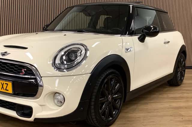 MINI Cooper S (2014) thumbnail 2
