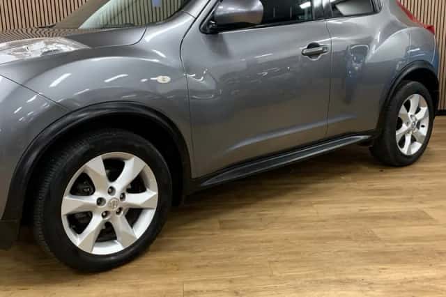 Nissan Juke (2011) thumbnail 4