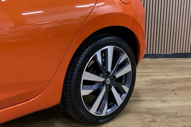 Nissan Micra (2019) thumbnail 5