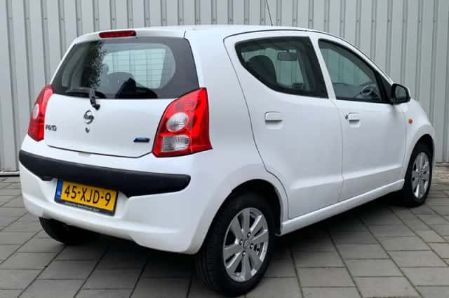 Nissan Pixo (2012) thumbnail 4