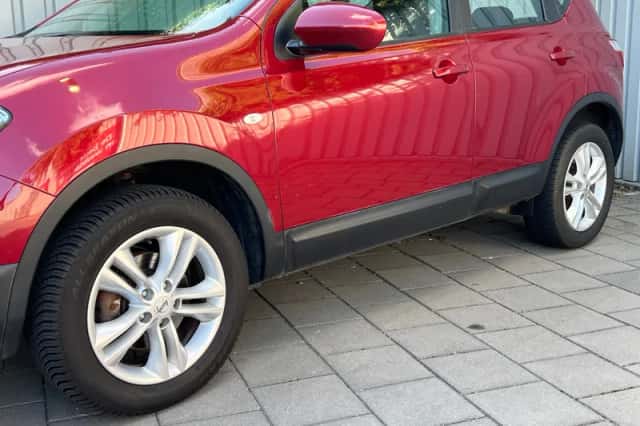 Nissan Qashqai (2012) thumbnail 4