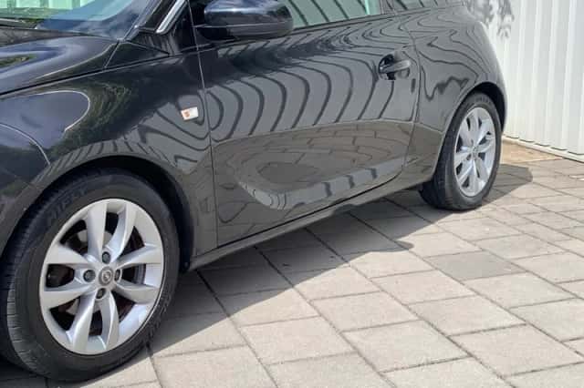 Opel Adam (2015) thumbnail 4