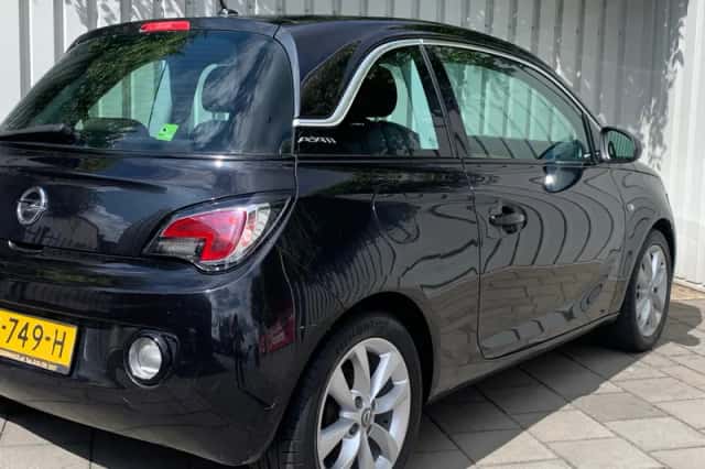 Opel Adam (2015) thumbnail 6